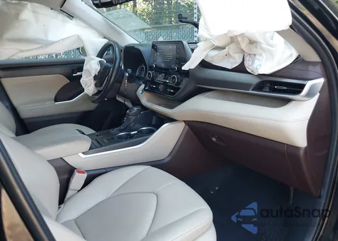 2022 Toyota Highlander Hybrid Xle z USA, uszkodzony, nr VIN 5TDGBRCH3NS561716